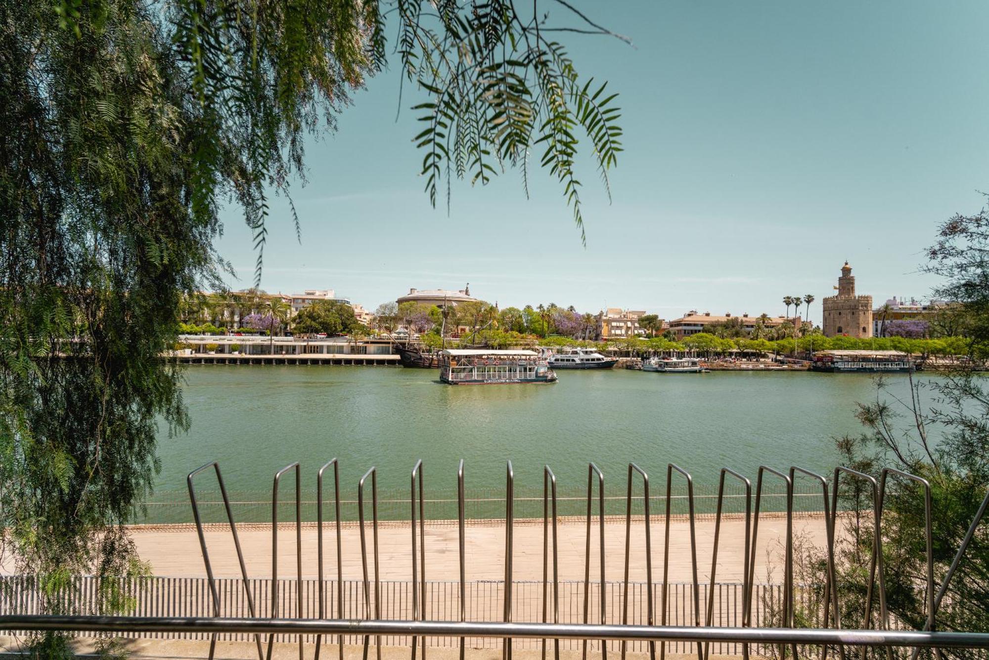 Betis River View Sevilla Bagian luar foto