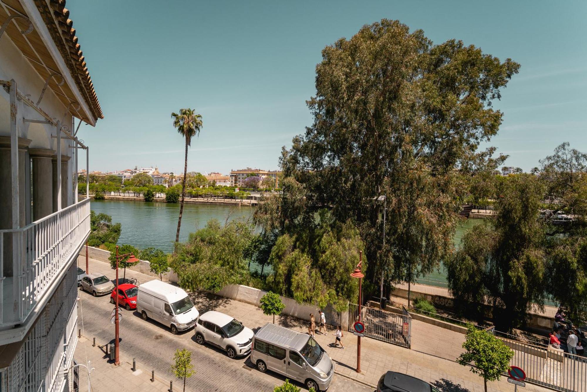 Betis River View Sevilla Bagian luar foto